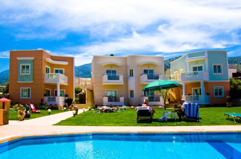 Kings Village Malia Extérieur photo